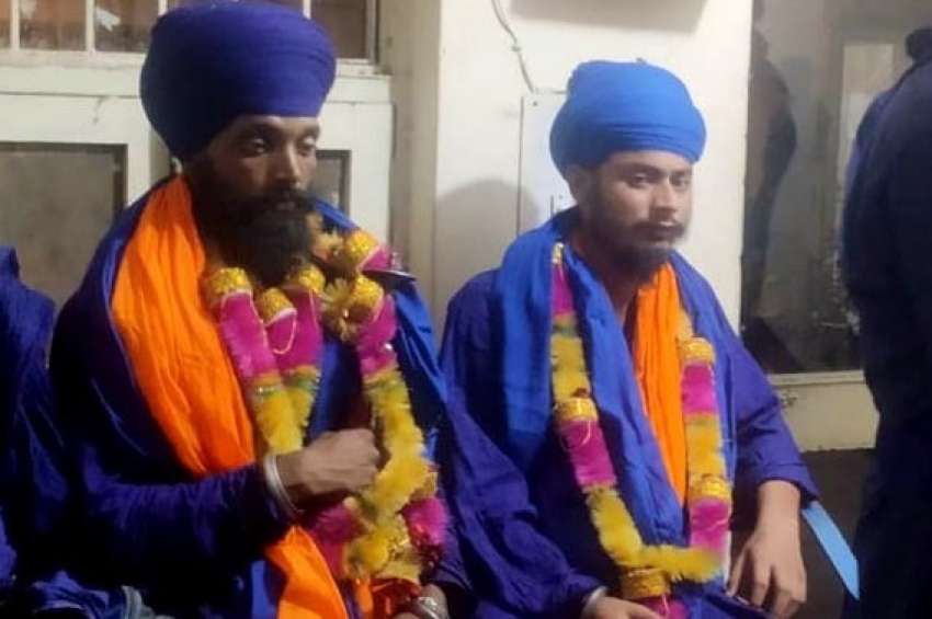 ਸਿੰਘੂ ਬਾਰਡਰ &rsquo;ਤੇ ਹੱਤਿਆ ਦਾ ਮਾਮਲਾ: 4 ਨਿਹੰਗਾਂ ਦੇ ਪੁਲੀਸ ਰਿਮਾਂਡ &rsquo;ਚ ਦੋ ਦਿਨ ਦਾ ਵਾਧਾ