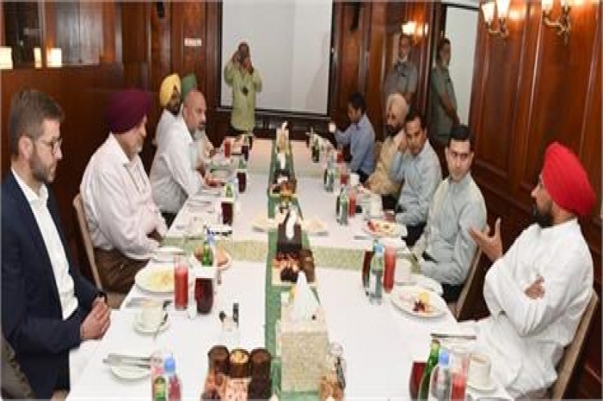 ਮੁੱਖ ਮੰਤਰੀ ਵਲੋਂ ਦੁਨੀਆਂ ਦੇ ਨਾਮੀਂ ਉਦਯੋਗਪਤੀਆਂ ਨੂੰ ਰਾਜ ਦੀ ਤਰੱਕੀ ਅਤੇ ਖੁਸ਼ਹਾਲੀ &rsquo;ਚ ਭਾਈਵਾਲ ਬਣਨ ਦਾ ਸੱਦਾ