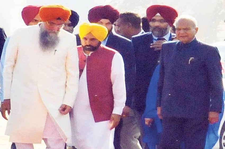 ਬਜਟ ਇਜਲਾਸ: ਰਾਜਪਾਲ ਦੇ ਭਾਸ਼ਣ ਵਿੱਚ &lsquo;ਮੇਰੀ ਸਰਕਾਰ&rsquo; ਦੇ ਹਵਾਲੇ ਨੂੰ ਲੈ ਕੇ ਪਿਆ ਰੌਲਾ