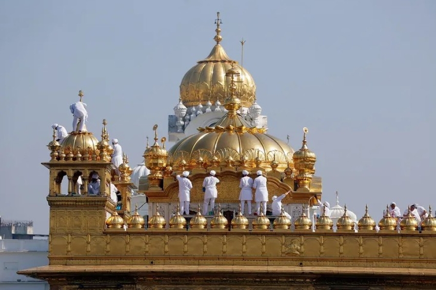 ਹਰਿਮੰਦਰ ਸਾਹਿਬ &rsquo;ਚ 27 ਤੱਕ ਚੱਲੇਗੀ ਸੋਨੇ ਦੇ ਪੱਤਰਿਆਂ ਦੀ ਸਫ਼ਾਈ