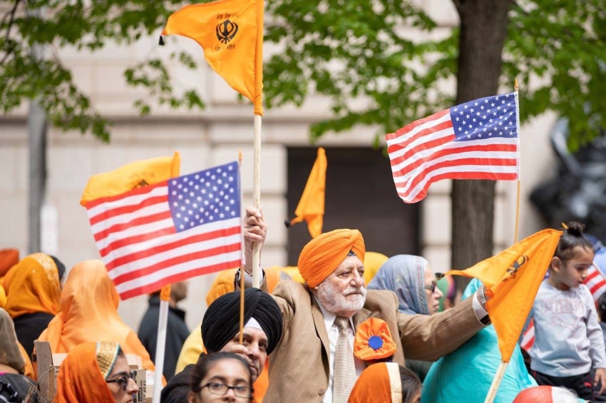 ਐਲਕ ਗਰੋਵ ਸਿਟੀ &rsquo;ਚ ਵੈਟਰਨਸ ਡੇਅ ਸਮਾਰੋਹ ਮੌਕੇ ਸਿੱਖਾਂ ਨੇ ਕੀਤੀ ਰਿਕਾਰਡ ਤੋੜ ਸ਼ਮੂਲੀਅਤ
